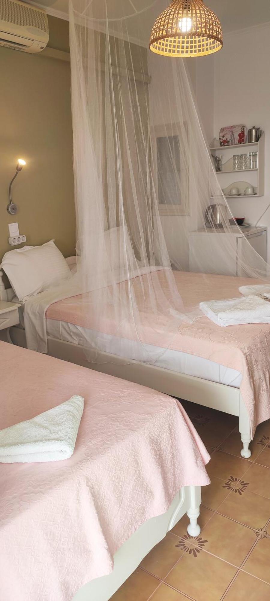 Krinelos Rooms Скала Ересу Екстериор снимка